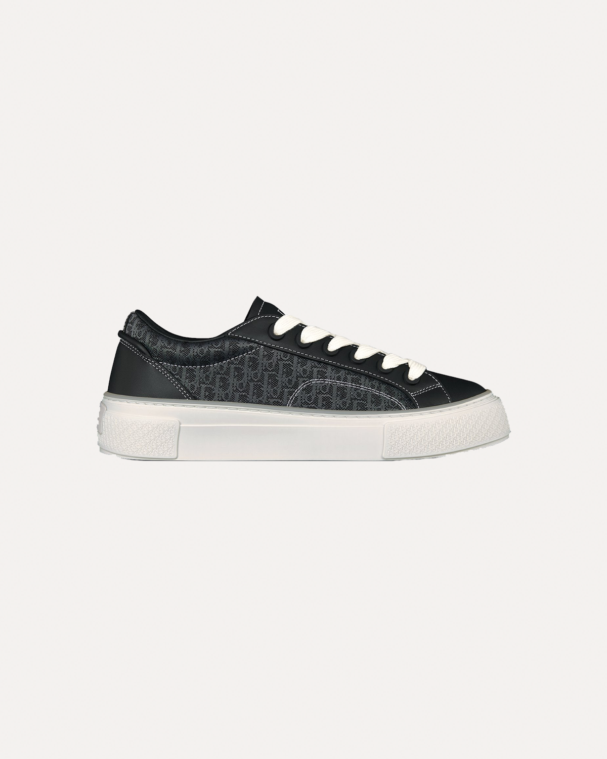 B33 SNEAKER